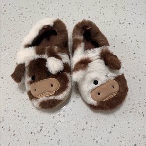 Kids White & Brown Furry Cow Print Slippers - Size 9-10t